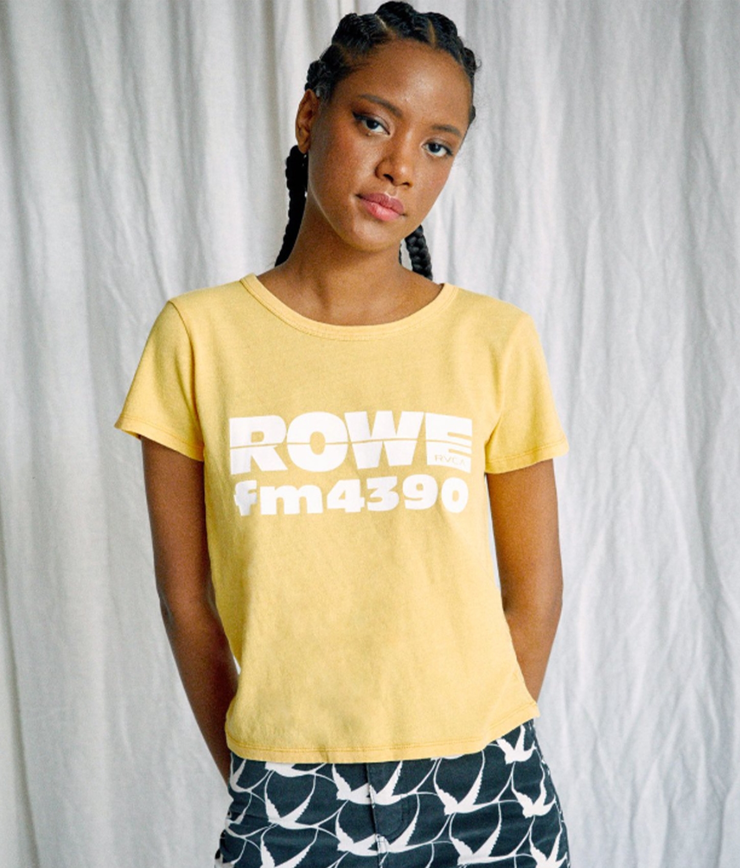 Camille Rowe FM 4390 T-Shirt